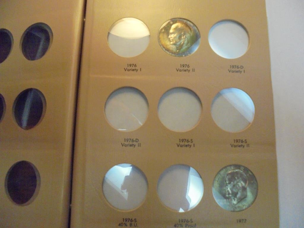 PARTIAL EISENHOWER DOLLAR SET 5 COINS IN DELUXE (1 of 4)