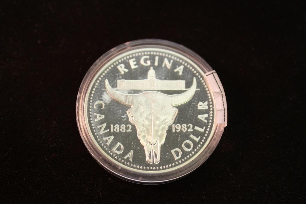 1982 CANADA REGINA SILVER DOLLAR PROOF (1 of 2)