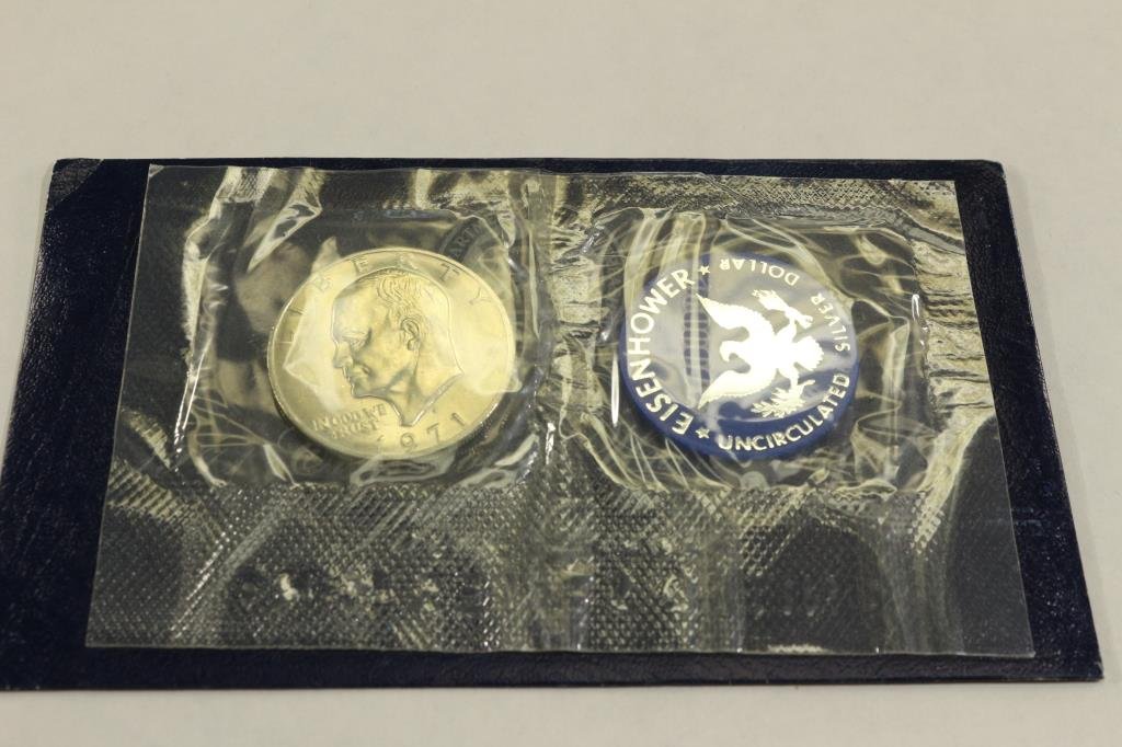 1971-S  IKE SILVER DOLLAR UNCIRCULATED (BLUE PACK) (1 of 3)