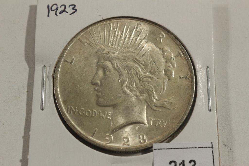 1923 PEACE SILVER DOLLAR UNC (1 of 2)
