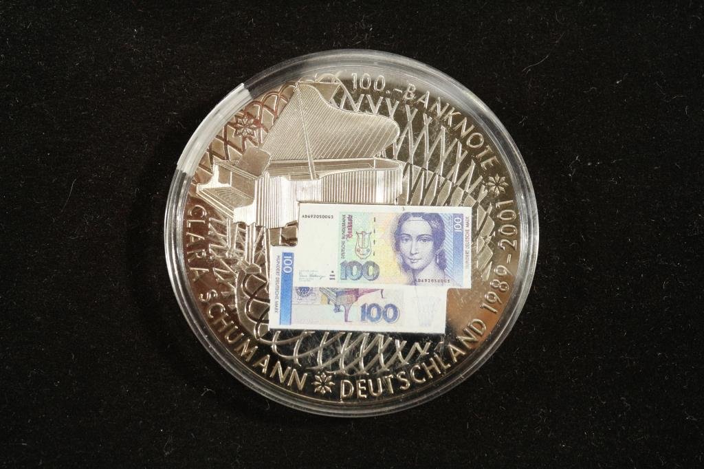 2" TOKEN FEATURING COLORIZED GERMAN BANK NOTE (1 of 2)