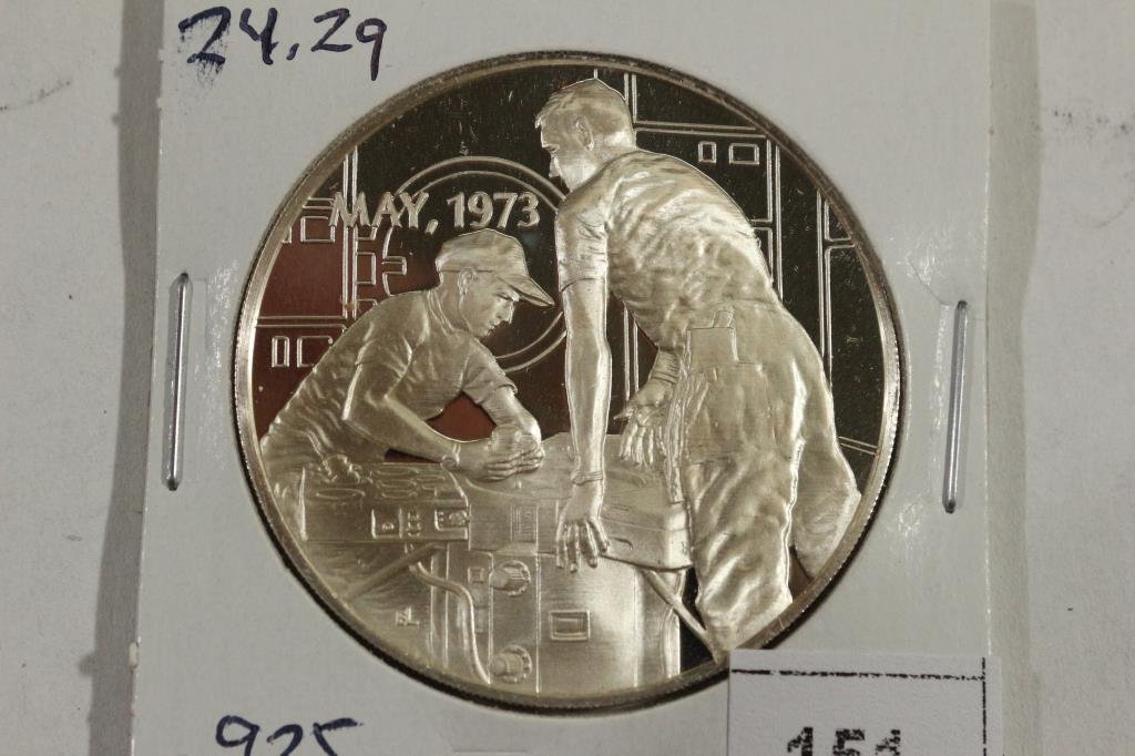 24.2 GRAM STERLING SILVER PROOF ROUND SKYLAB I (1 of 2)