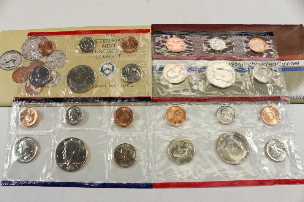 1984 & 1990 US MINT SETS P/D (WITH ENVELOPES) (1 of 2)