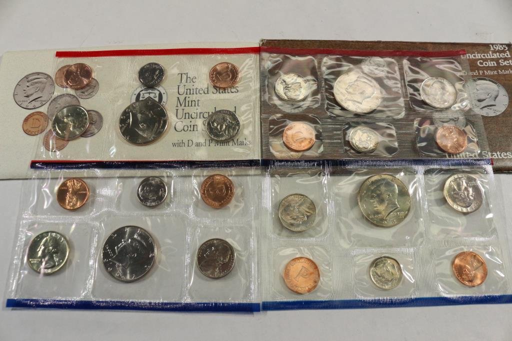 1985 & 1992 US MINT SETS P/D (WITH ENVELOPES) (1 of 2)
