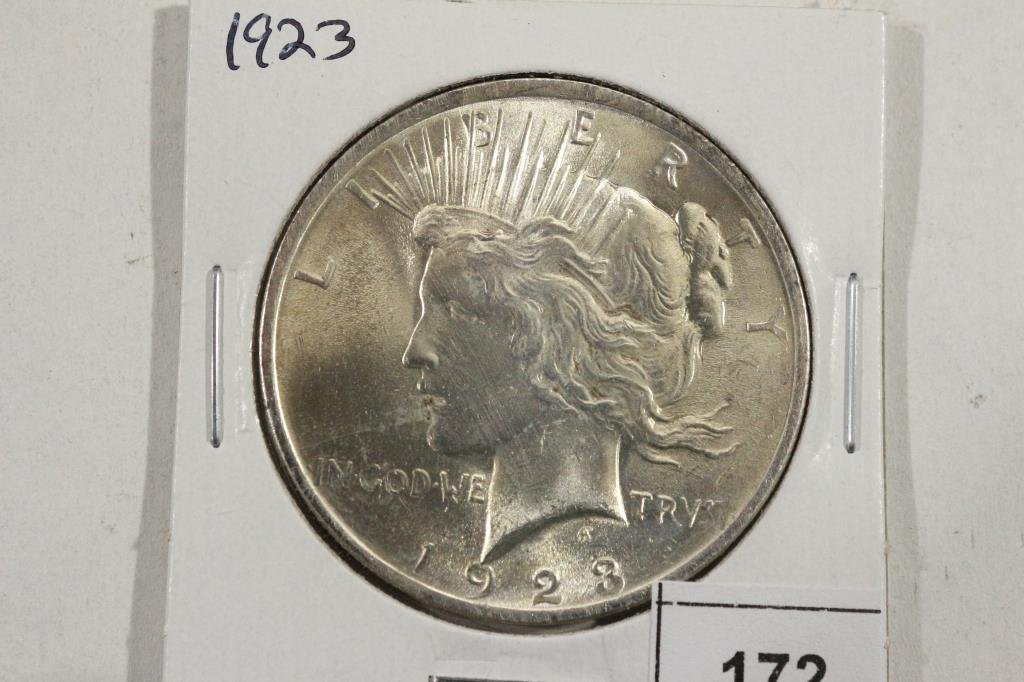 1923 PEACE SILVER DOLLAR UNC (1 of 2)