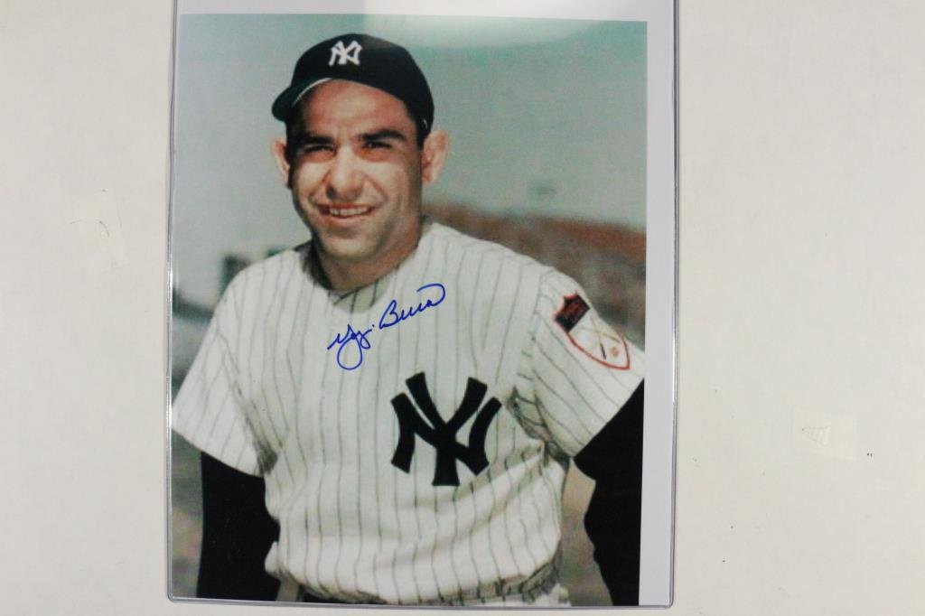 YOGI BERRA 8X10 AUTOGRAPHED PICTURE (1 of 2)