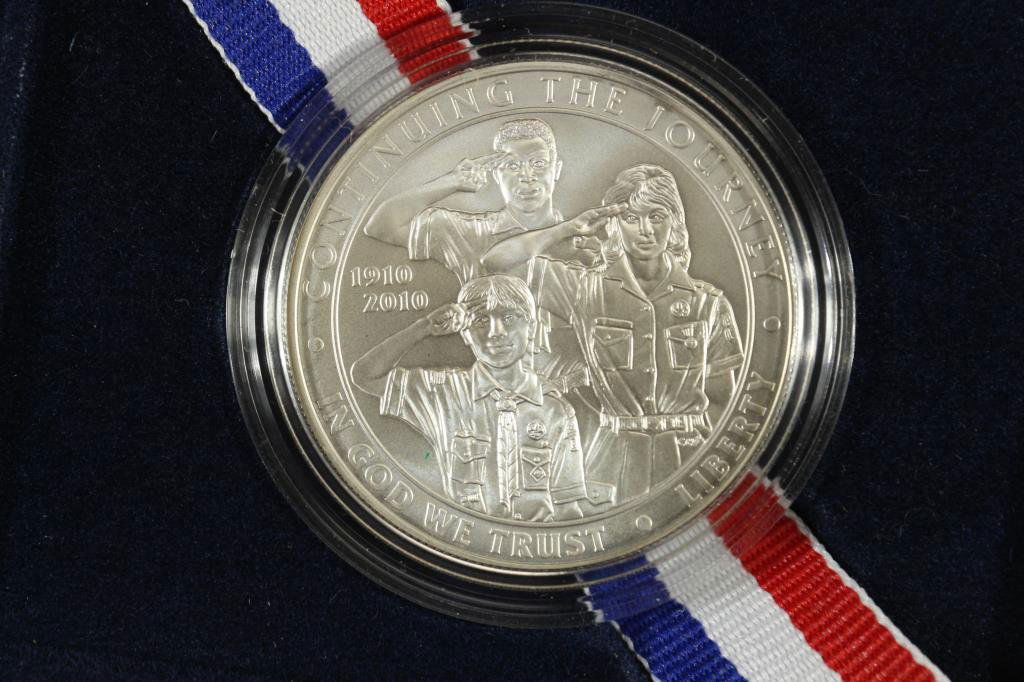 2010-P BOY SCOUTS OF AMERICA UNC SILVER DOLLAR (1 of 3)