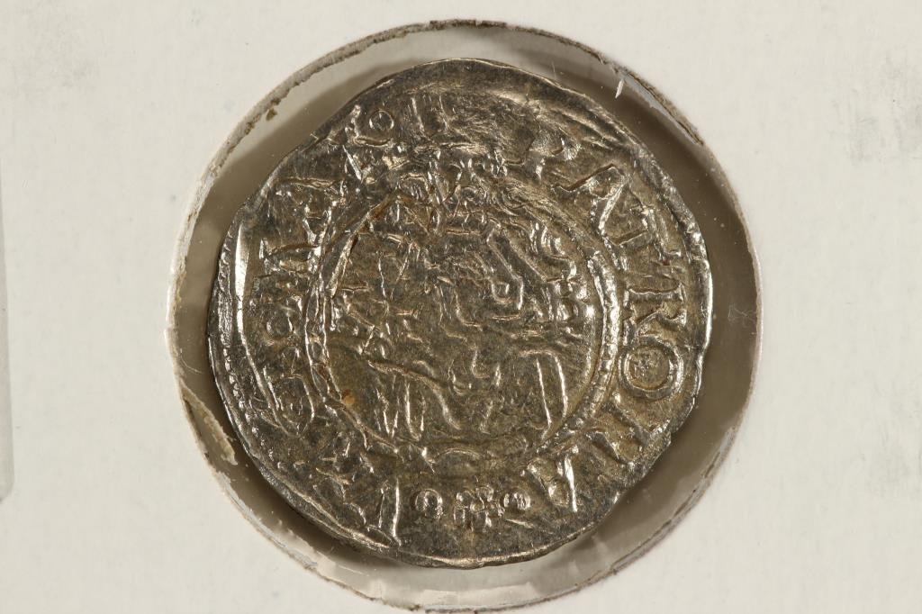 CIRCA 1526-64 HUNGARY SILVER DENAR FERDINAND I ERA: HOLY ROMAN EMPIRE AR DENAR DEPICTING THE HUNGARIAN COAT OF ARMS WITH MADONNA AND CHILD VERSO.