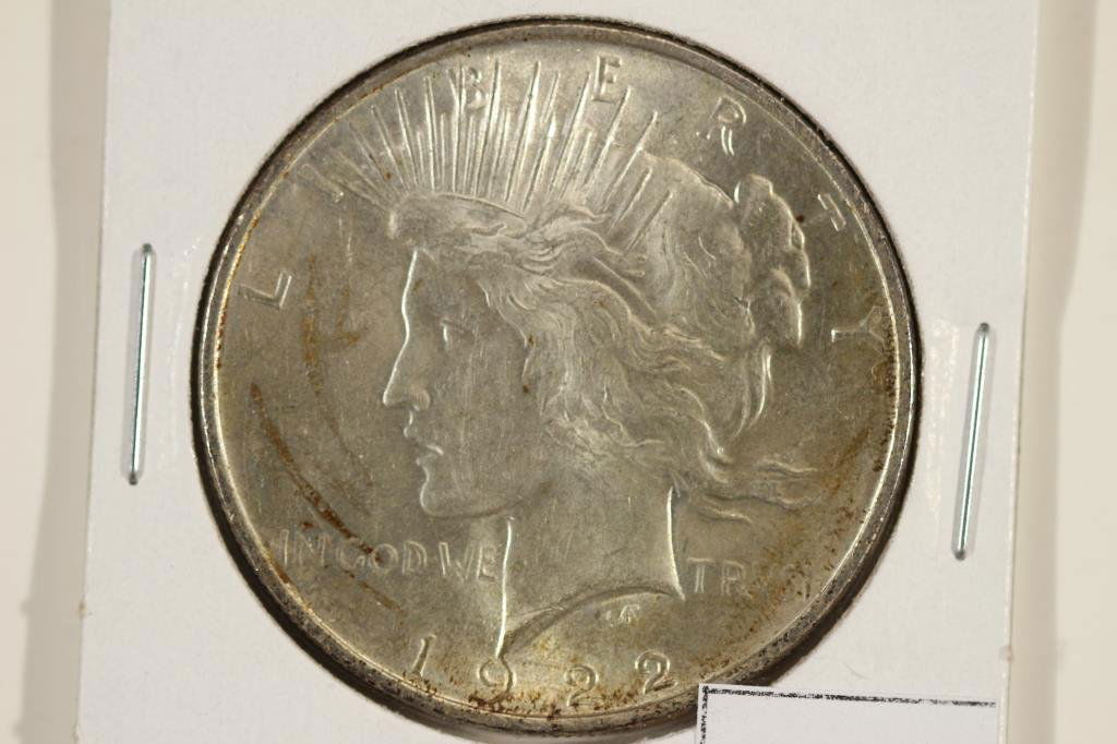 1922 PEACE SILVER DOLLAR UNC (1 of 2)