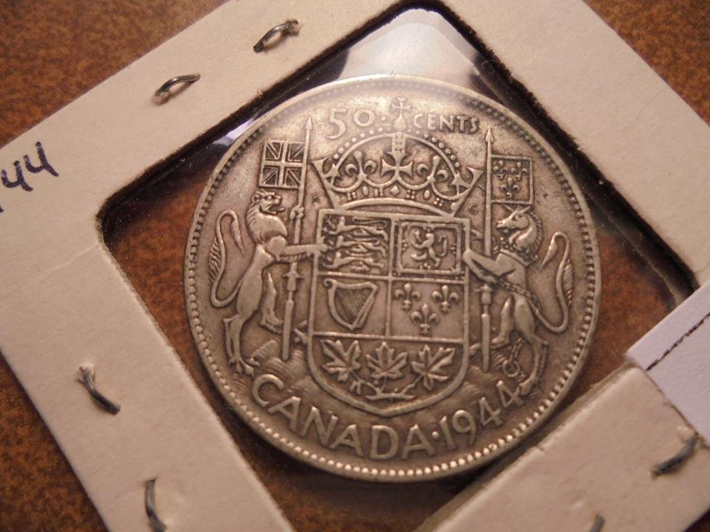 1944 CANADA SILVER 50 CENTS (1 of 2)