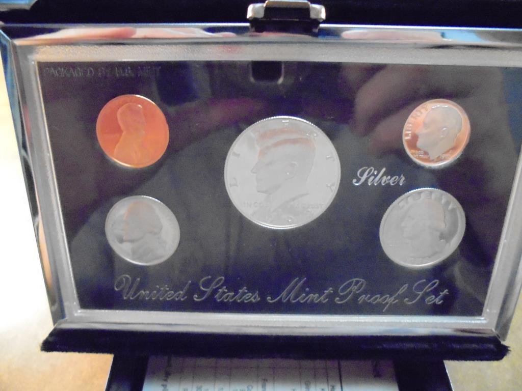 1992-S US SILVER PREMIER PROOF SET (WITH BOX) (1 of 2)