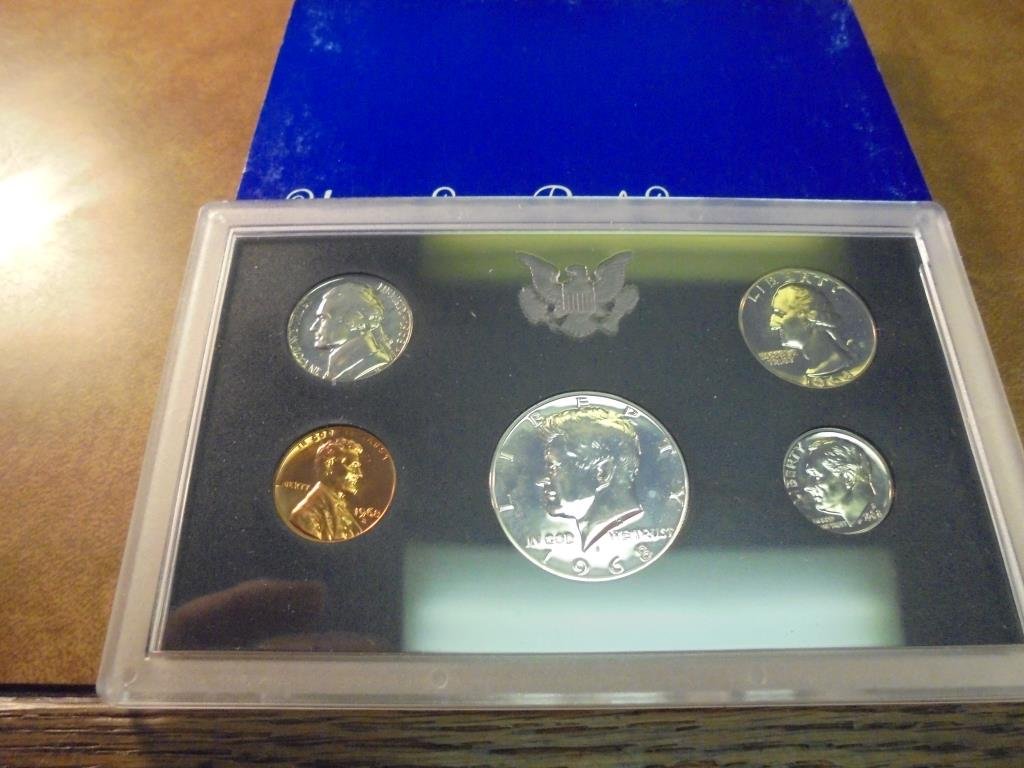 1968 US PROOF SET WITH BOX, 40% SILVER JFK HALF (1 of 2)