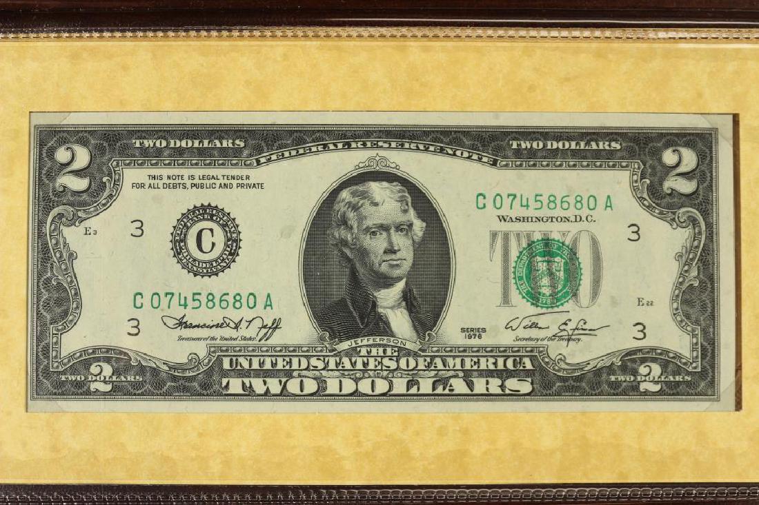 1976 US $2 BICENTENNIAL COMMEMORATIVE BILL (1 of 4)