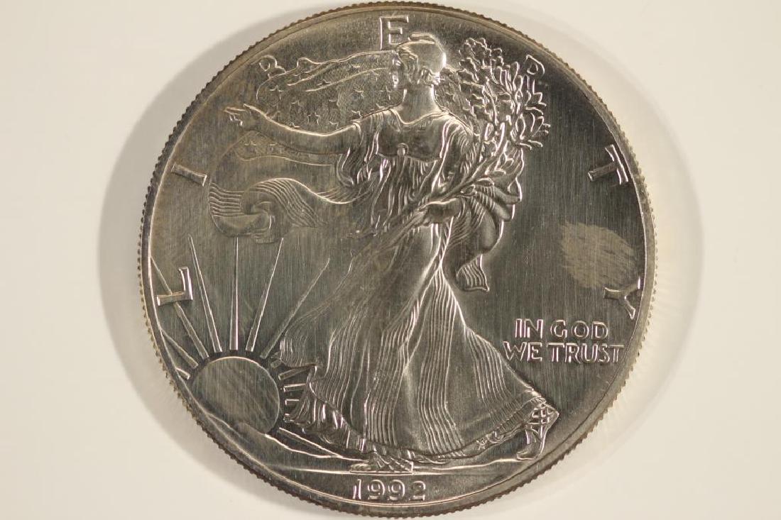 1992 AMERICAN SILVER EAGLE UNC (1 of 2)