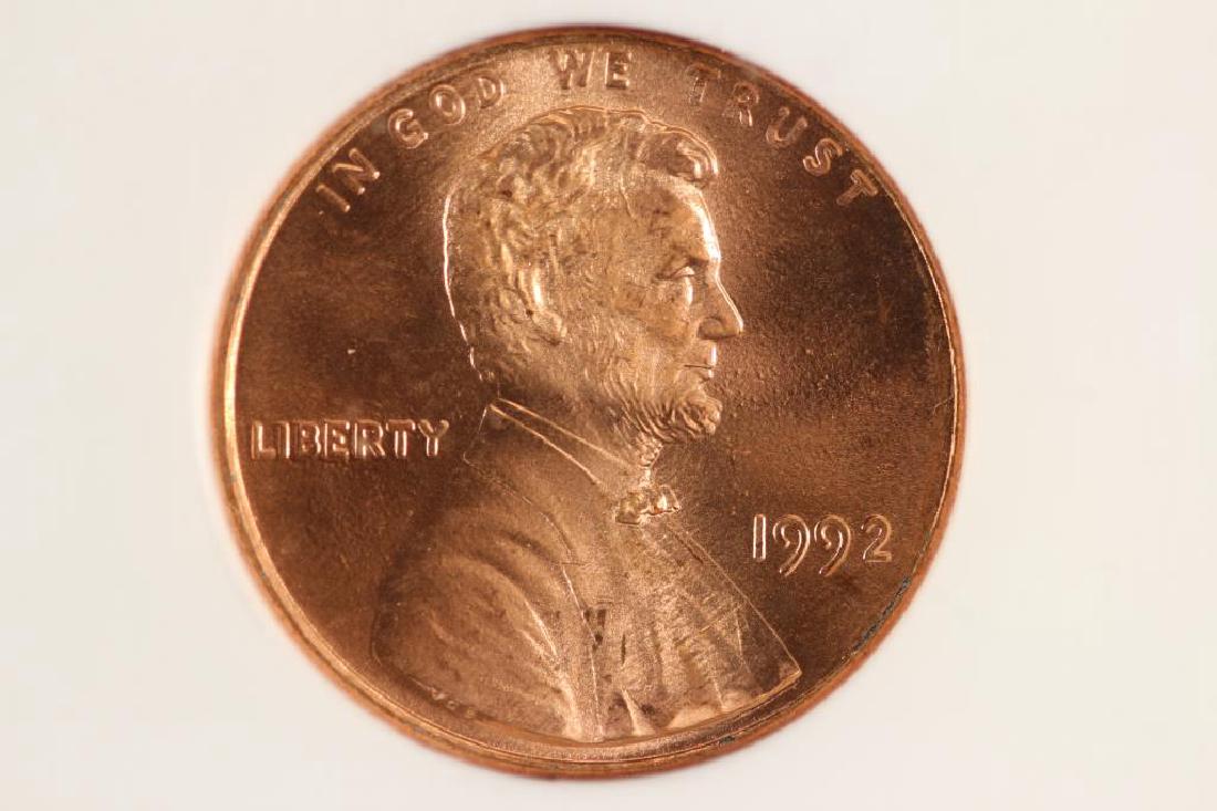 1992 WIDE "AM" LINCOLN CENT NGC MS67RD (1 of 3)