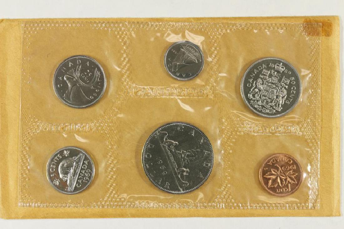 1969 CANADA (PF LIKE) SET WITH ENVELOPE (1 of 2)