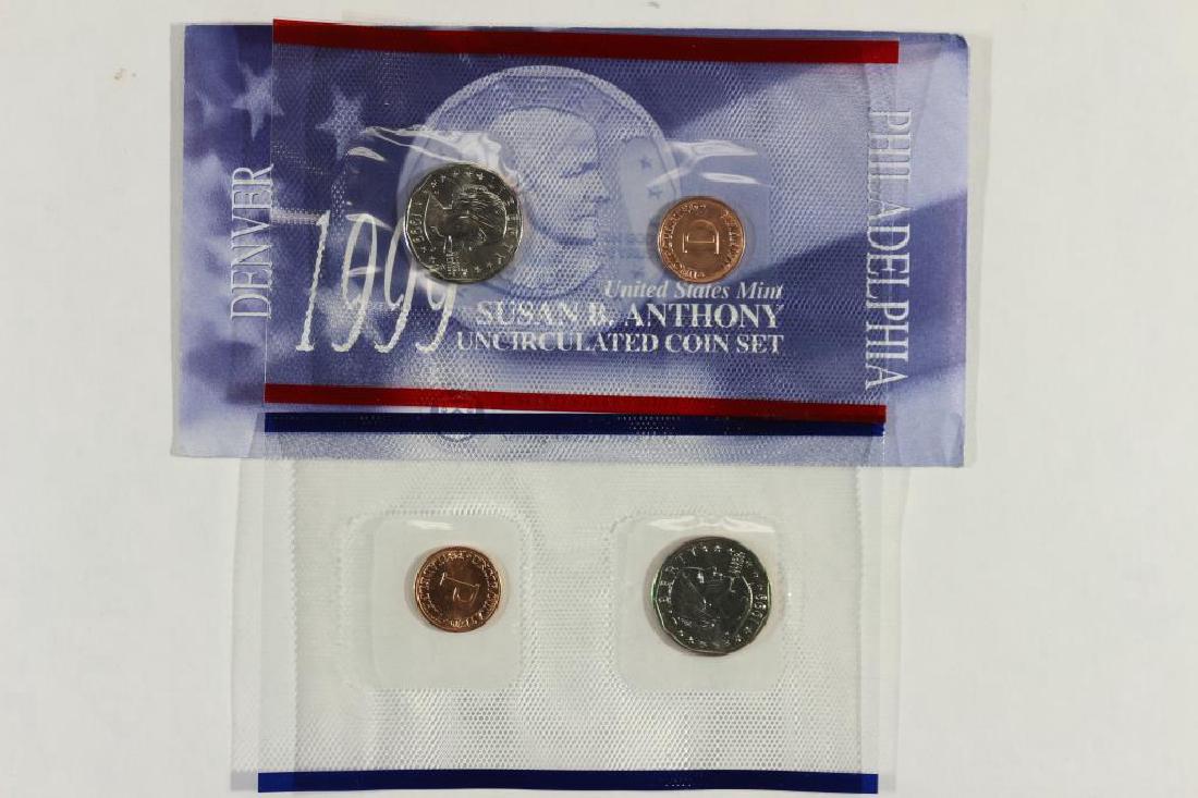 1999 P & D SBA DOLLAR UNC COIN SET (1 of 2)