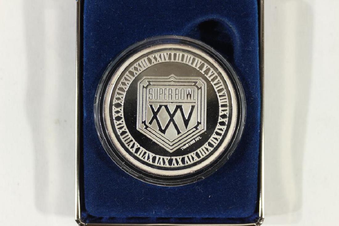 2 TROY OZ. SILVER PROOF ROUND SUPERBOWL 25 (1 of 3)