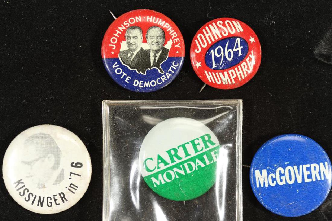 5 VINTAGE POLITICAL BUTTONS / PIN BACKS (1 of 2)