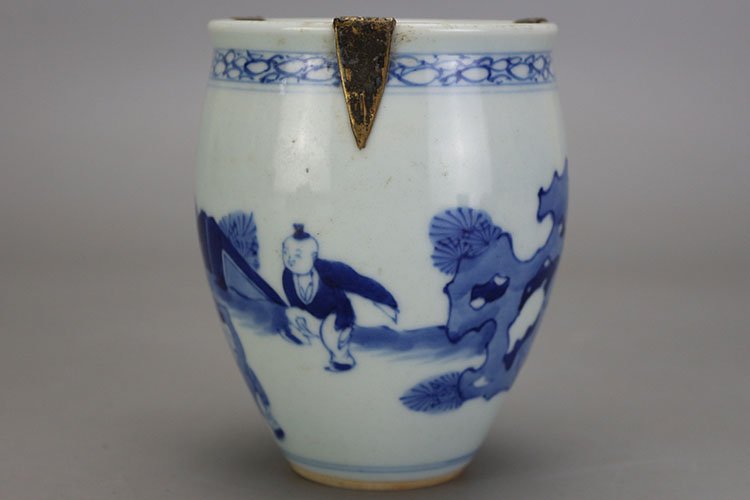 Chinese Qing Dynasty Emperor Kangxi blue and white porc (1 of 6)