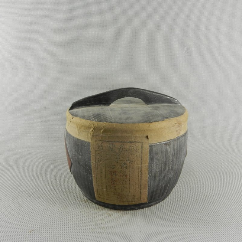 YIXING RED CLAY SEALED TEA JAR WITH PU ER TEA (1 of 5)