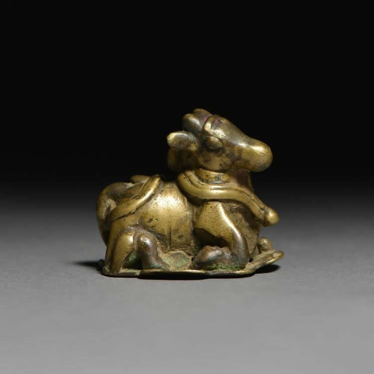 12-13 century copper alloy Northwest Indian sacred cow (1 of 5)