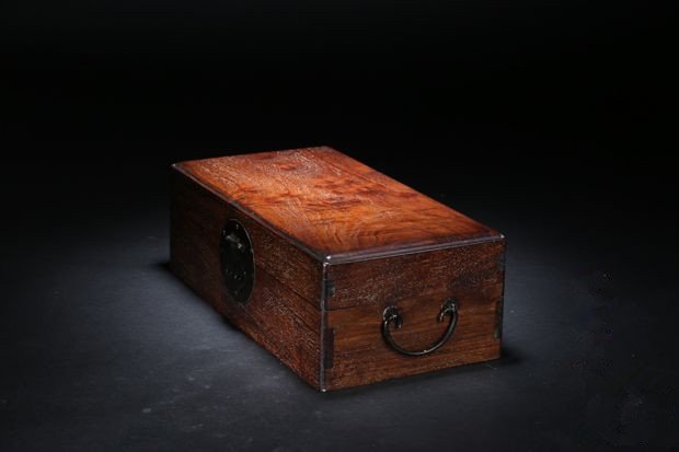 Chinese Qing Dynasty Huanghuali wood box (1 of 9)