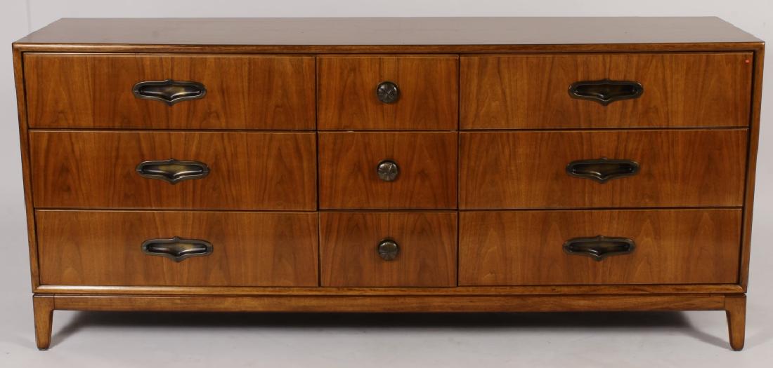 Modern Henredon Walnut Chest of Drawers,c.1970 (1 of 4)