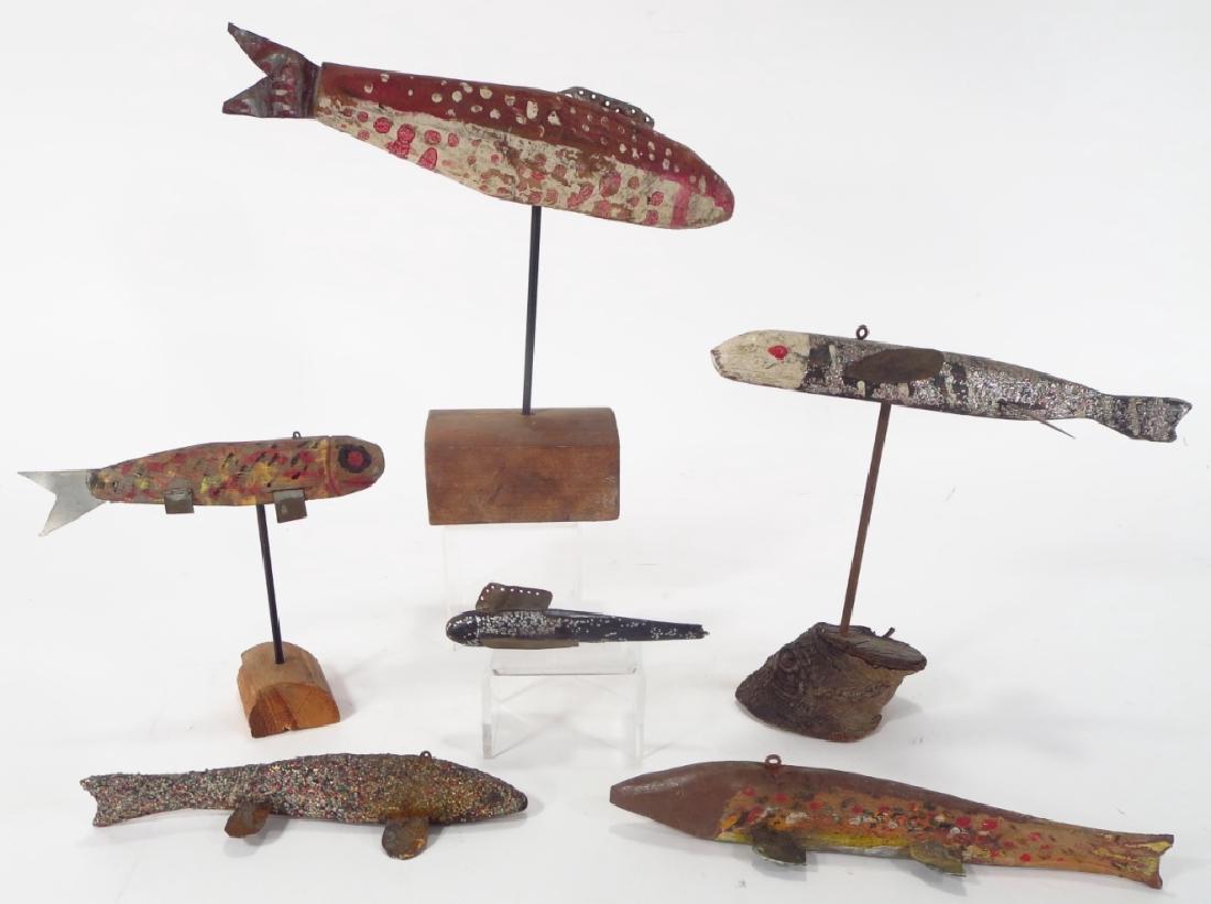 Lot of 6 Antique Fish Lures Painted Wood & Metal (1 of 6)