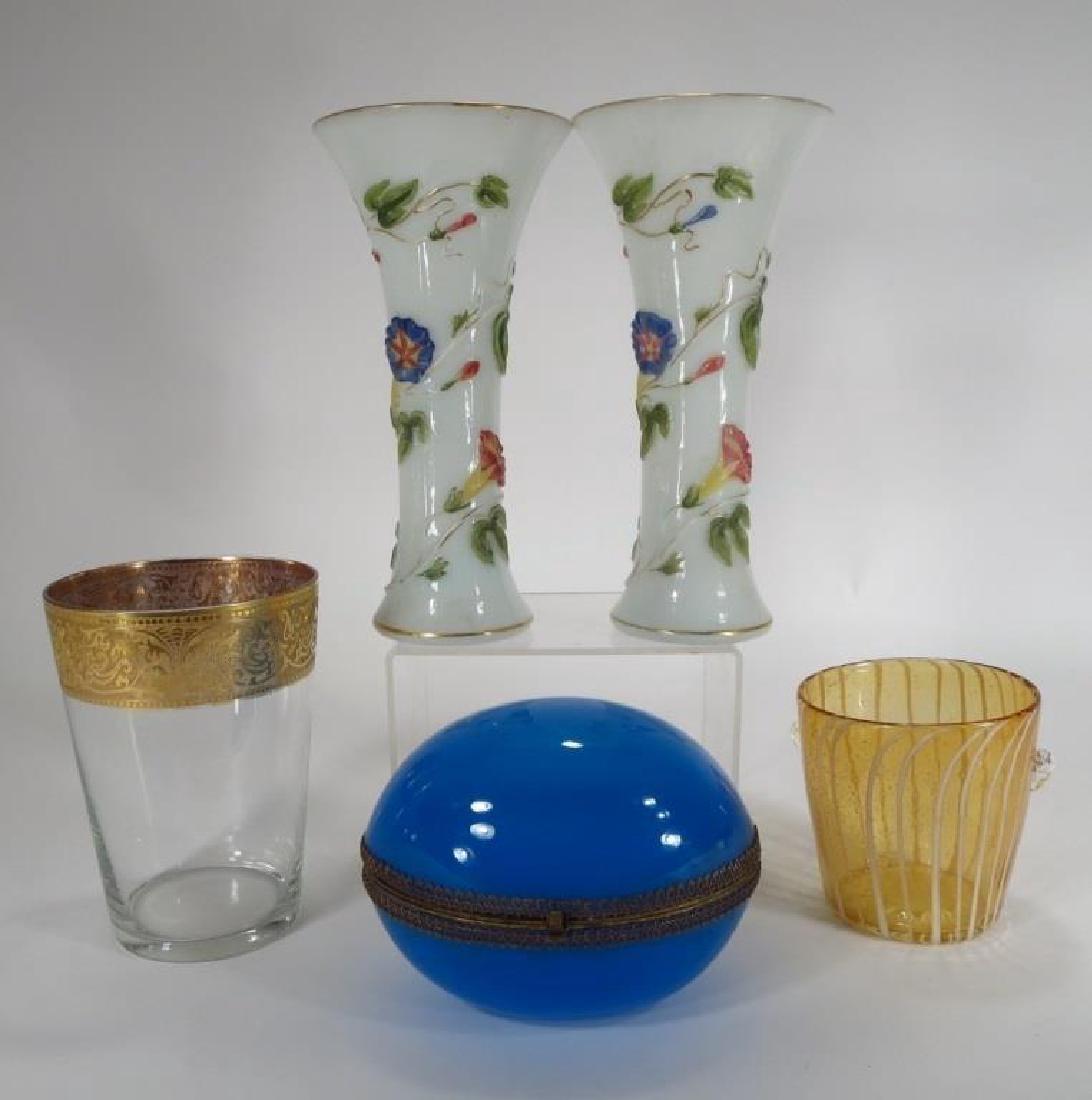 4 Art glass vases and a dresser box (1 of 5)
