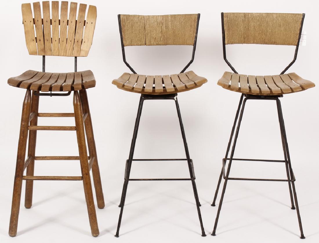 Pr. of  Arthur Umanoff for Raymor Swivel Stools (1 of 6)