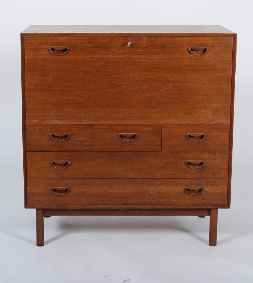 Peter Hvidt / Orla Mølgaard-Nielsen Bar Cabinet (1 of 7)