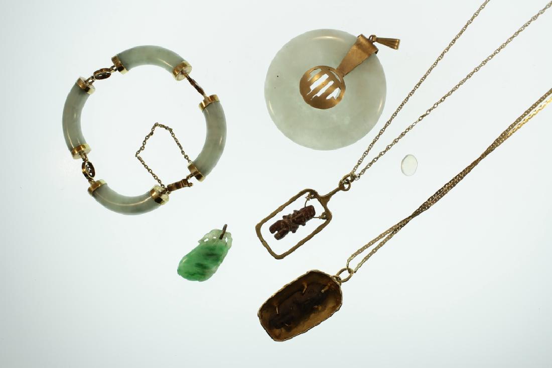 Lot of 6: Jewelry, 14k & 18K Gold, Jade & amulets (1 of 6)