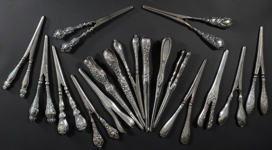 Sterling & Sterling Handled Glove Stretchers (1 of 8)