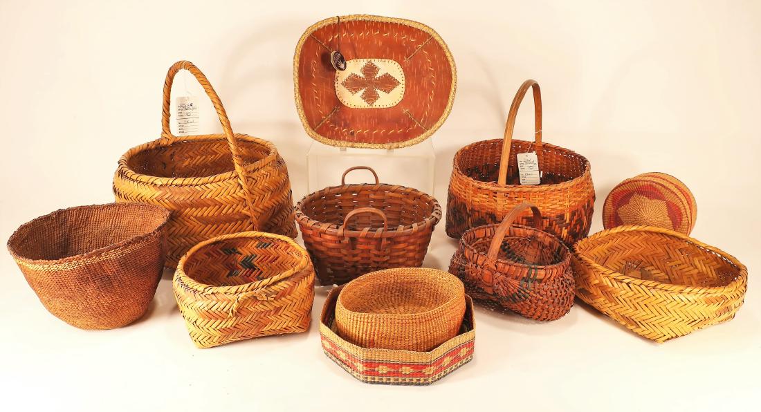 10 AMERICAN INDIAN WOVEN BASKETS (1 of 8)