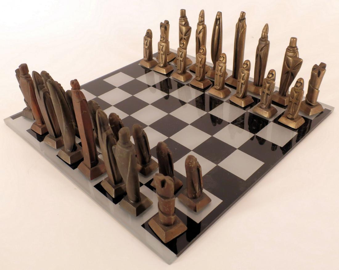 Contemporary Gothic DJAYA Chess Set (1 of 7)