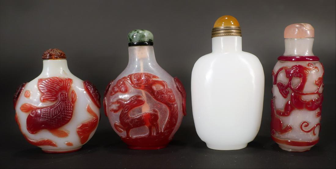 4 Chinese Glass Snuff Bottles (1 of 4)