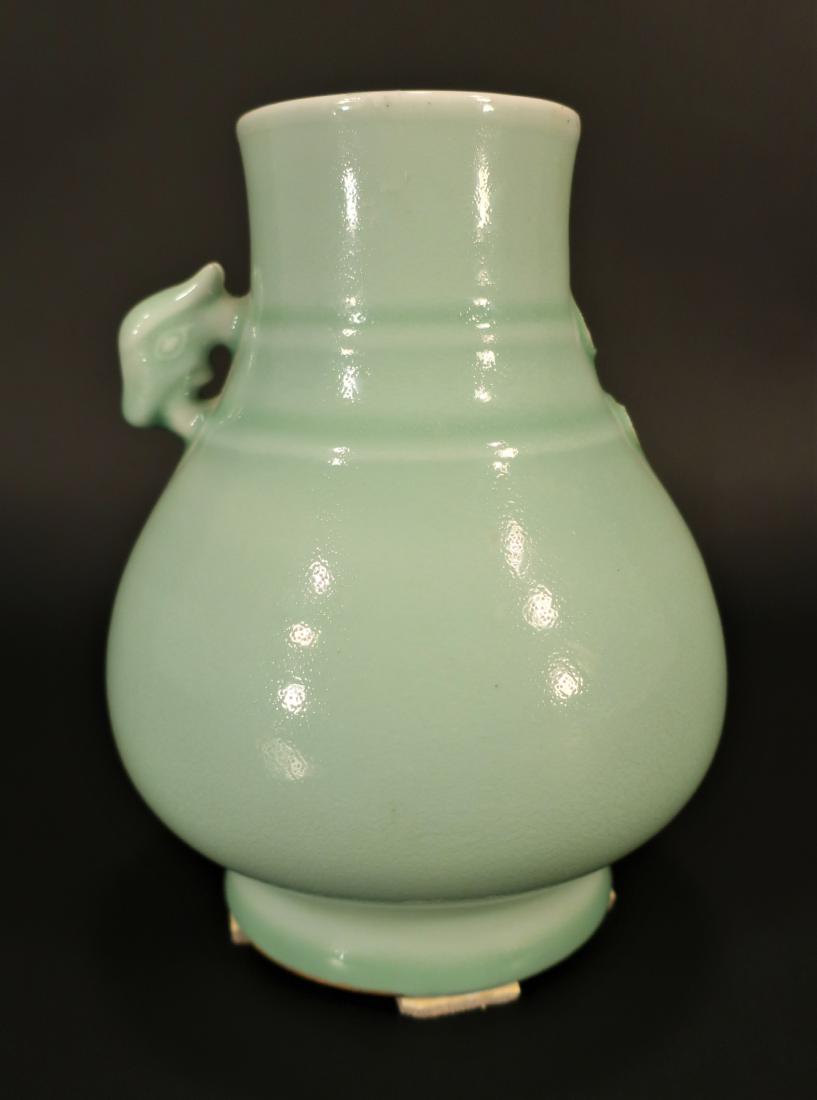 Bailuzun-Form Celadon Vase 6-character Kangxi Mark (1 of 5)