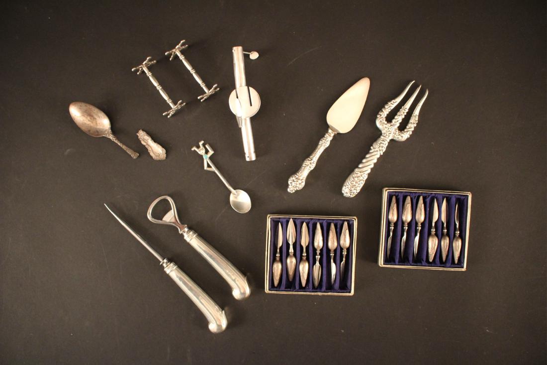 20 Small Pcs Sterling: Opener Knife Rests etc (1 of 7)