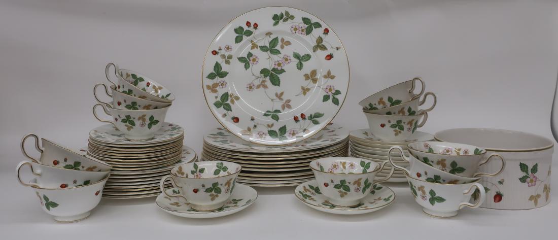 Wedgwood Porcelain Partial Dinner Service (1 of 1)