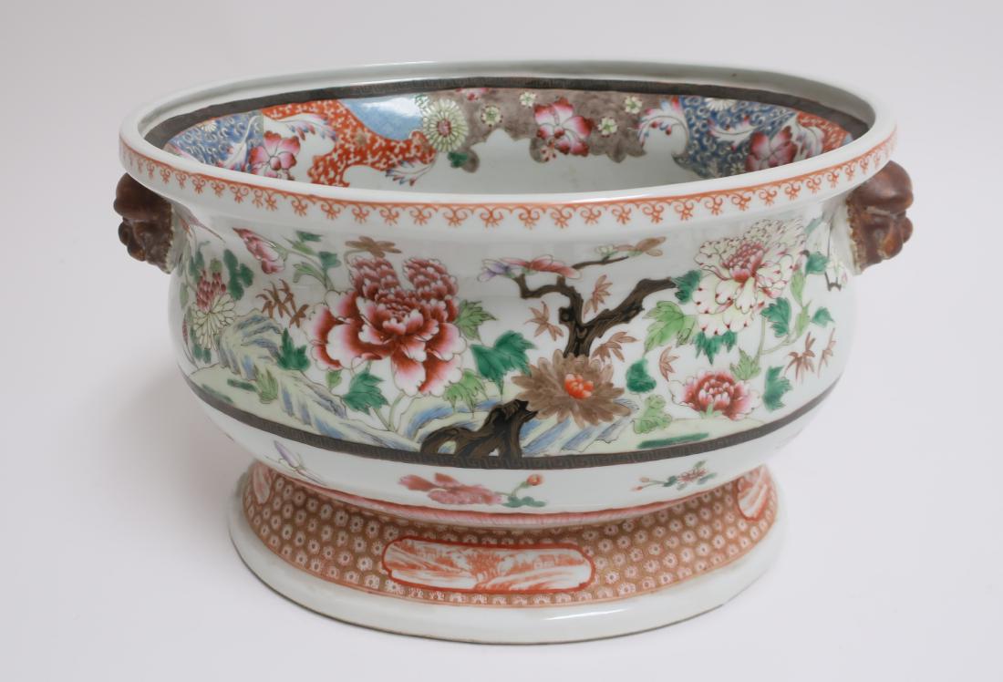 Chinese Export Style Porcelain Basin (1 of 4)