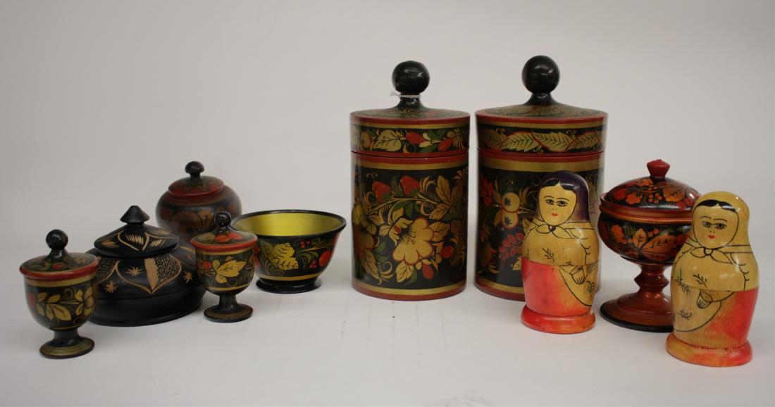 U.S.S.R. Khokloma & Similar Woodware; Troika Dolls: Khokloma handicraft wood painted/lacquerware. Covered canisters, (2) nesting dolls (4 ttl. each), urn forms, bowl, covered jar, round lidded boxes. Some marked on bottoms "Made In Soviet Union". Paper
