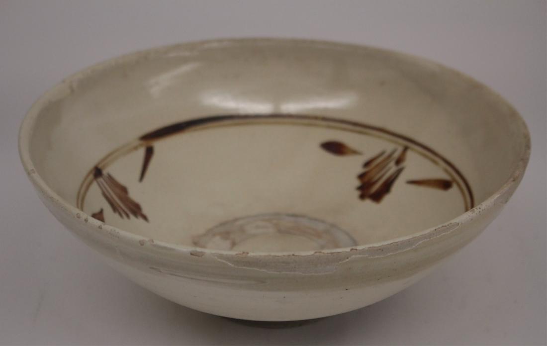 Chinese Cizhou Pottery Bowl (1 of 3)