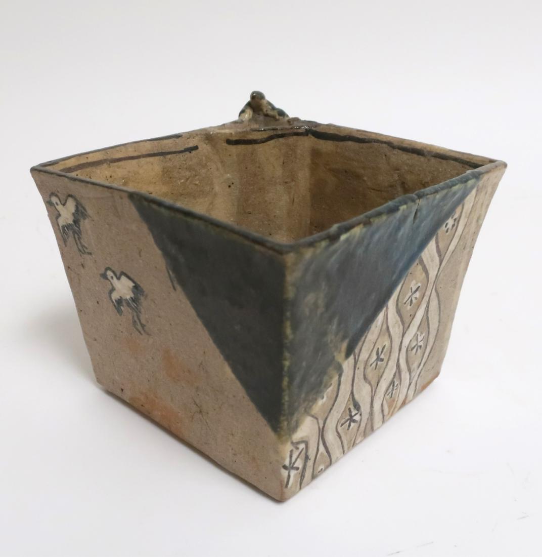Japanese Oribe Pottery Container (1 of 6)