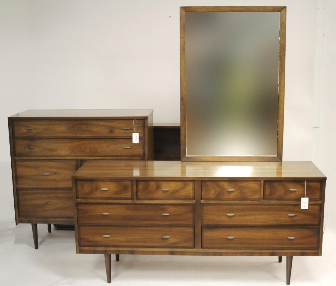 3 Pc Dixie Walnut Mcm Bedroom Suite May 11 2019 Litchfield