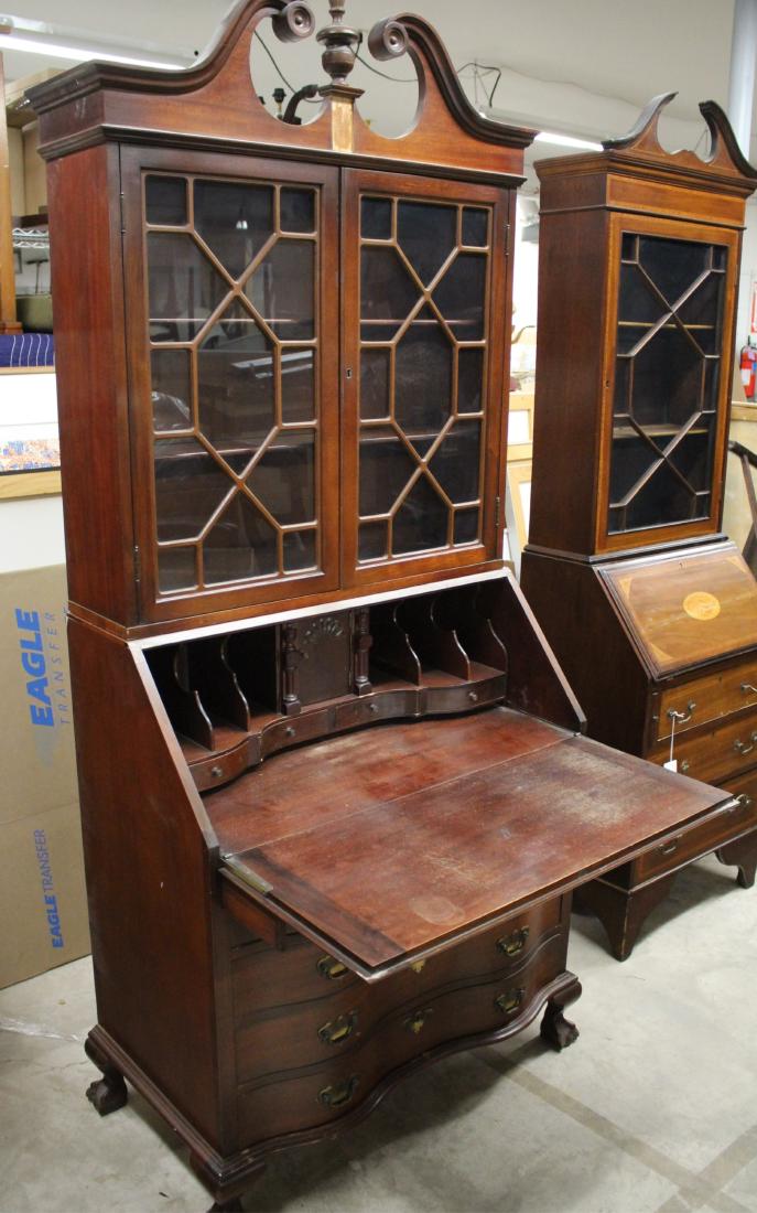 Chip Style Secretary/Bookcase, Mahog, Ox Bow Front: 79.5 h by 36 w by 19 d ABAU7320/2 WT