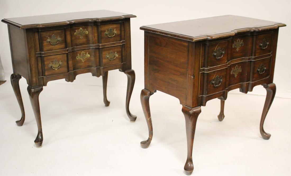 Pr. of Pennsylvania House Mahogany Lowboys: Pair of Pennsylvania House Mahogany Block Front Lowboys 31 x 31 x 18 PERR6374/2 MM