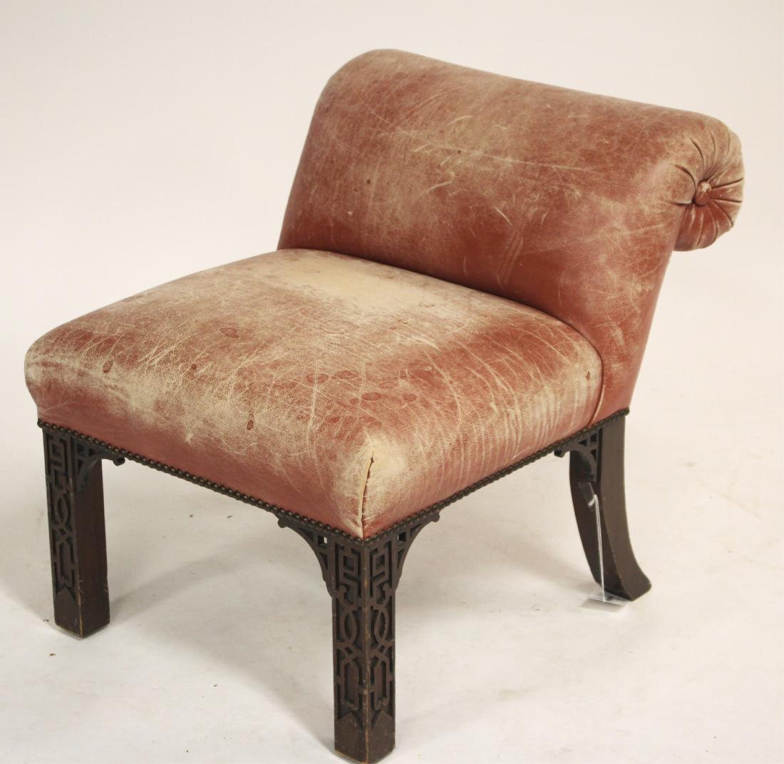 Chinese Chippendale Style Carved Stool: Chinese Chippendale Style Tufted Leather and Wood Craved Stool, blind carving and pierced bracket 22"H x 20"W x 26"D, 16"rest height (MTKI8373)(MM)