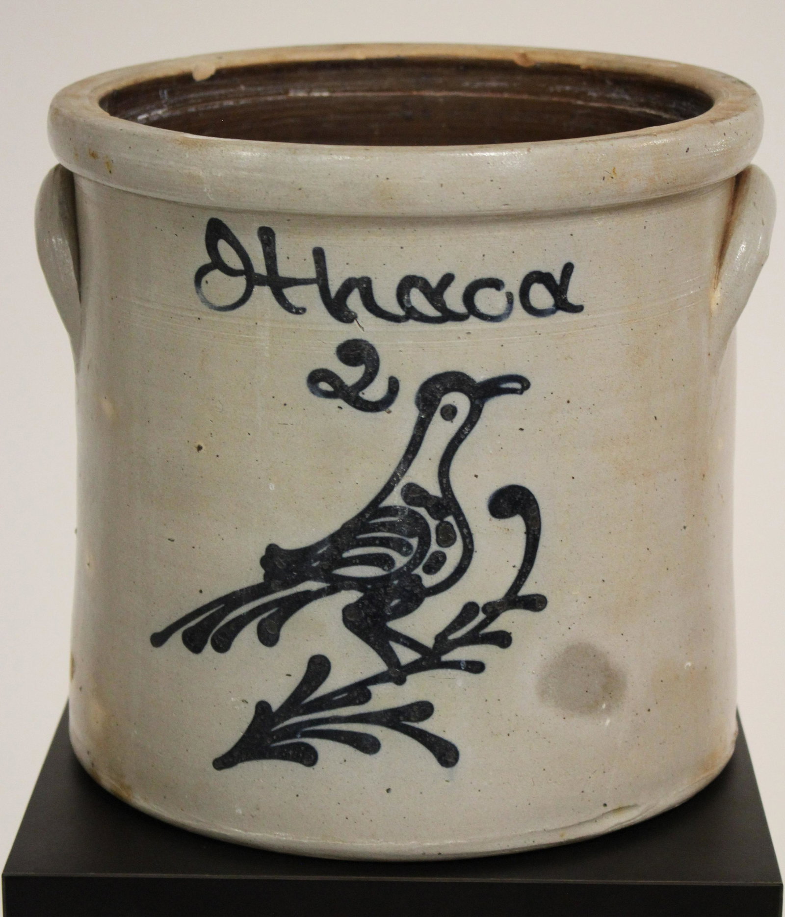 Ithaca Stoneware Crock w/ Bird in Dark Blue: 9.5h x 10w JGLO1113 WT