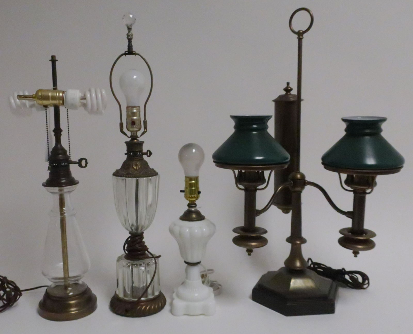 4 Unique Vintage Table Lamps (1 of 2)